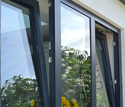 تولید و فروش انواع پنجره دوحالته دو جداره تعمیر پنجره دوجداره